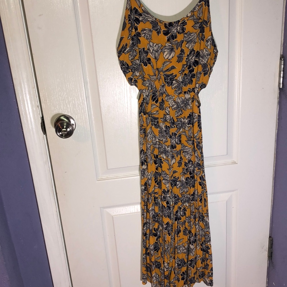 Audrey 3+1 Floral Jumpsuit w/ Side slits, tie back